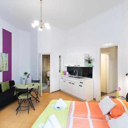 Studio 4U Apartment บูดาเปสต์ ภายนอก รูปภาพ