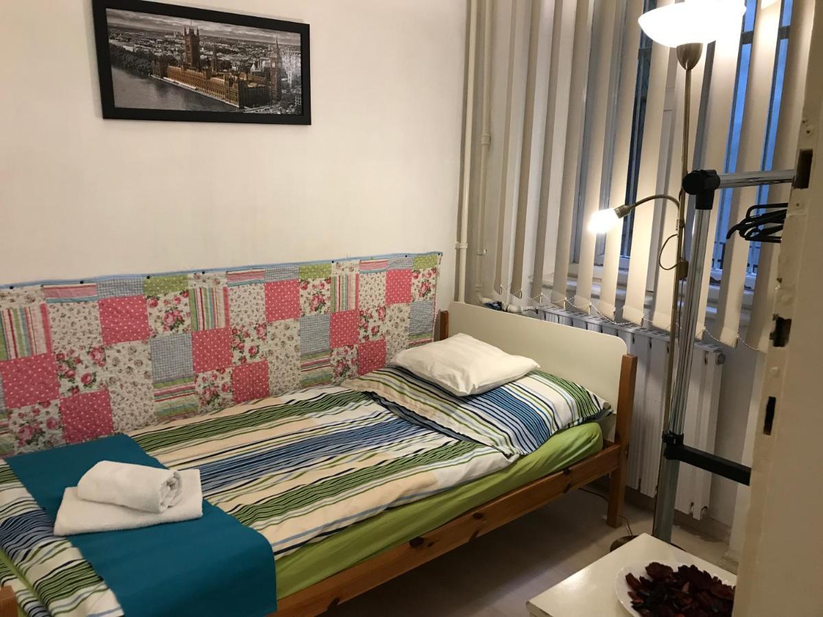 Studio 4U Apartment บูดาเปสต์ ภายนอก รูปภาพ
