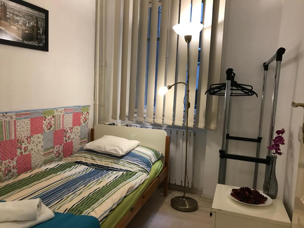 Studio 4U Apartment บูดาเปสต์ ภายนอก รูปภาพ