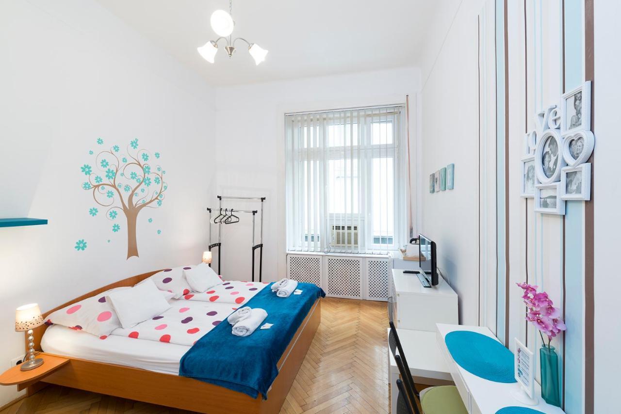 Studio 4U Apartment บูดาเปสต์ ภายนอก รูปภาพ