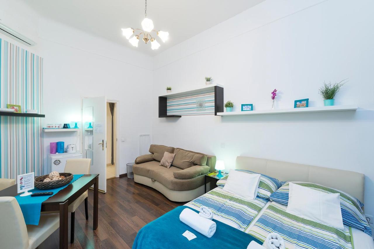Studio 4U Apartment บูดาเปสต์ ภายนอก รูปภาพ