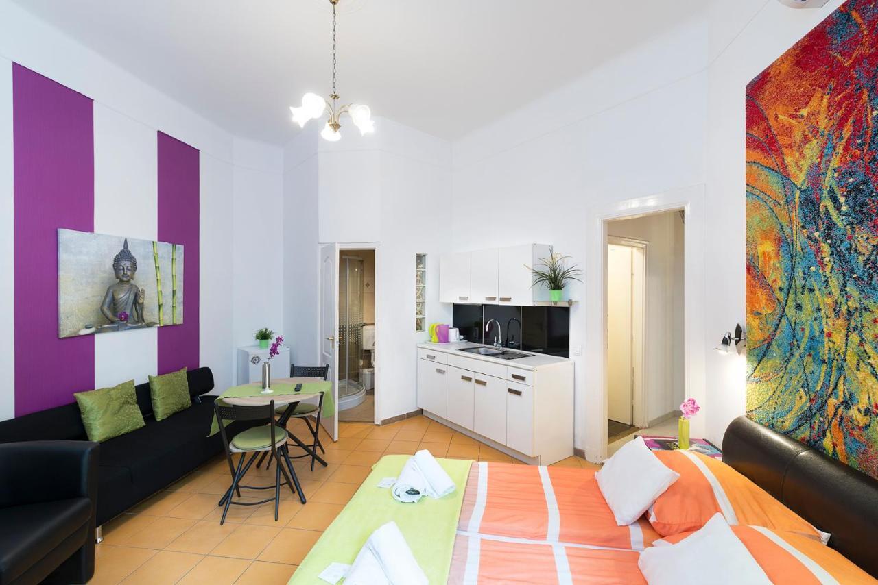 Studio 4U Apartment บูดาเปสต์ ภายนอก รูปภาพ