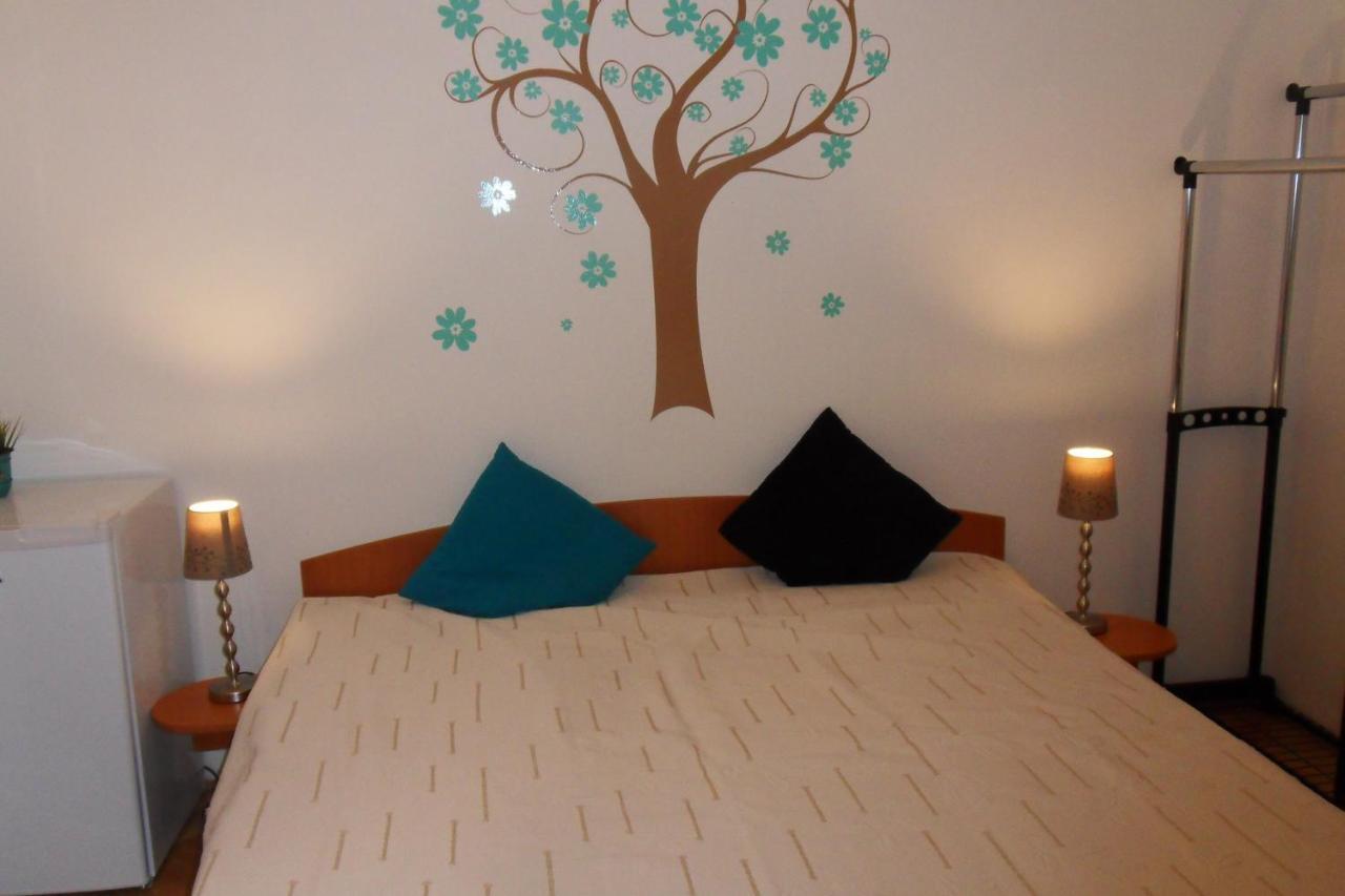 Studio 4U Apartment บูดาเปสต์ ภายนอก รูปภาพ
