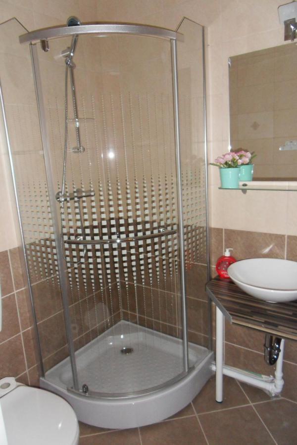 Studio 4U Apartment บูดาเปสต์ ภายนอก รูปภาพ